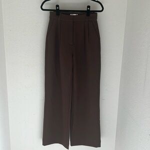 A&F Sloane Tailored Wide Leg Pant - size 4R (27) in Brown